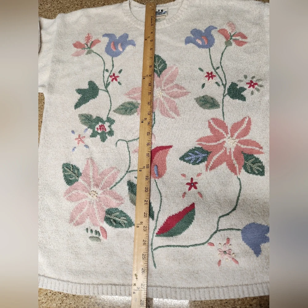 Northern Reflections Floral Sweater Size XL - Picture 8 of 9